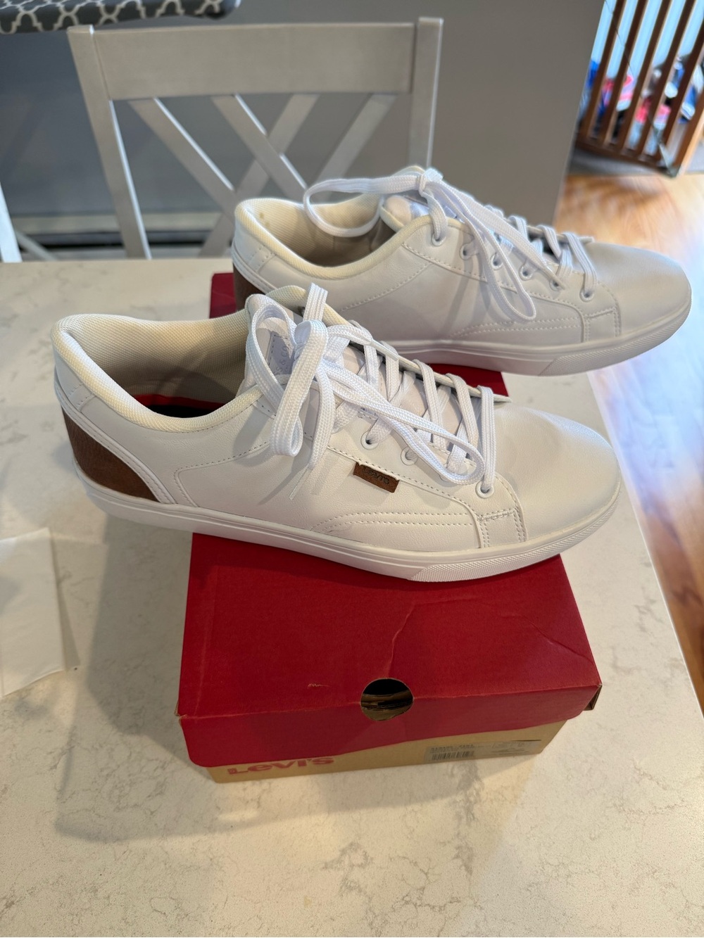 Levi's White Low-Top Casual Sneakers with Brown Heel Accent